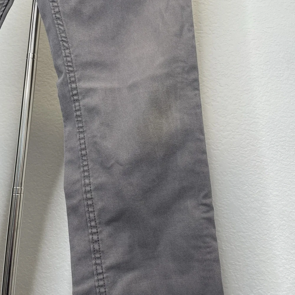 Levi's 511 Men's Slim fit jeans, Size 30x32, Gray Denim - Read Flaws